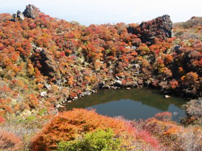 紅葉と温泉を楽しむ九重連山縦走＆由布岳（西峰・東峰）