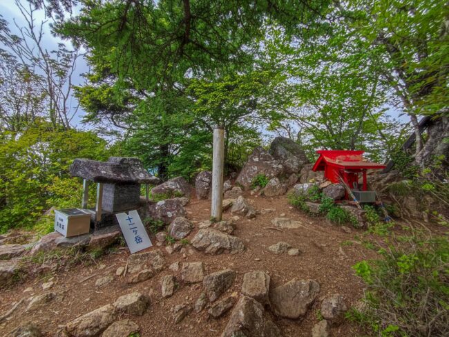御坂山地縦走(十二ヶ岳～鬼ヶ岳～王岳～三方分山)