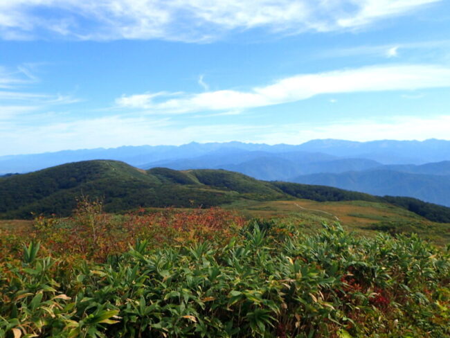 鍬崎山と白木峰・金剛堂山　