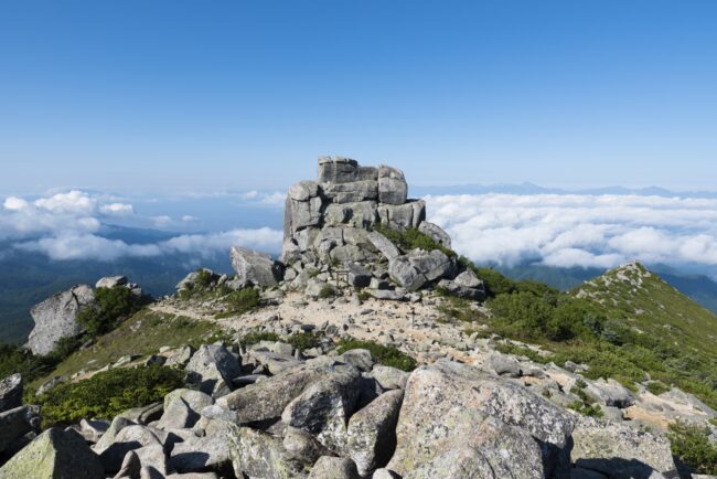 奥秩父主脈縦走・大弛峠～金峰山